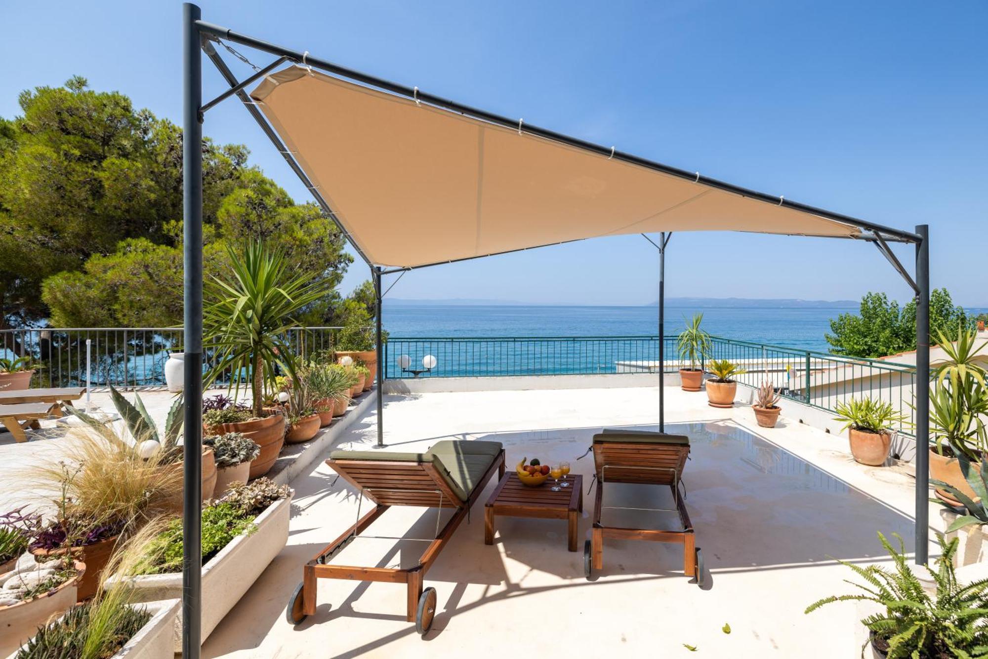 Beachfront Comfort Apartment Nives Tučepi Extérieur photo