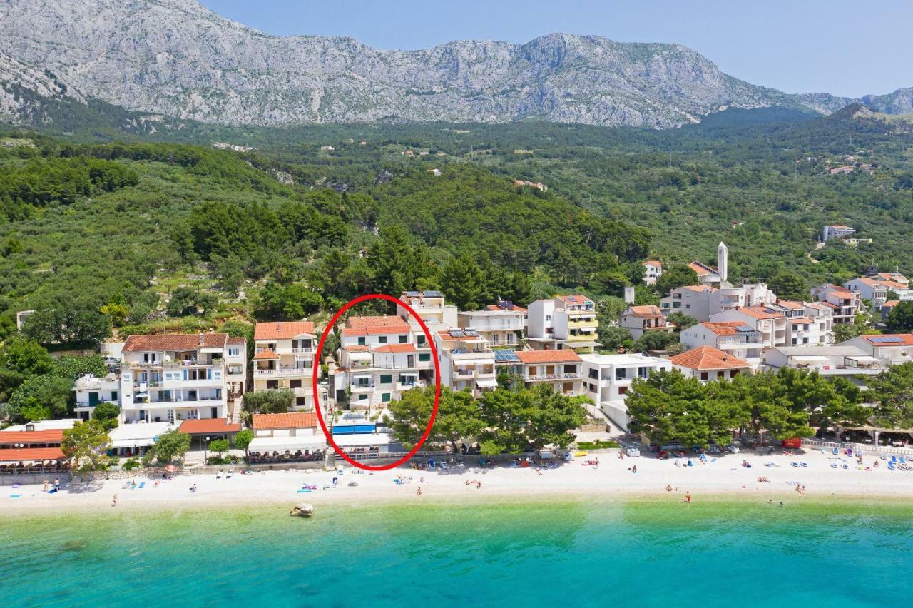 Beachfront Comfort Apartment Nives Tučepi Extérieur photo